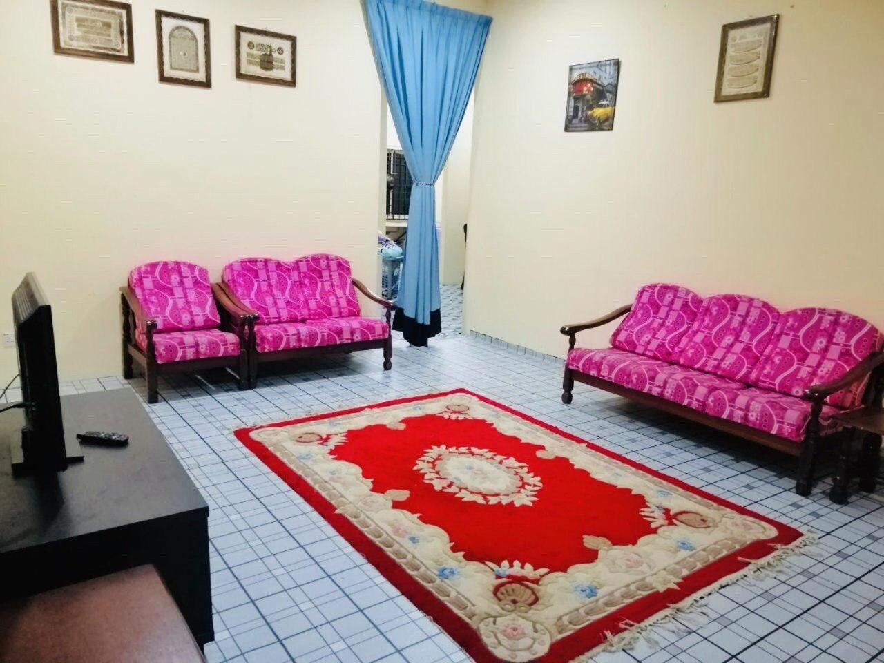 Homestay Bandar Pekan - Musleem Preferred المظهر الخارجي الصورة