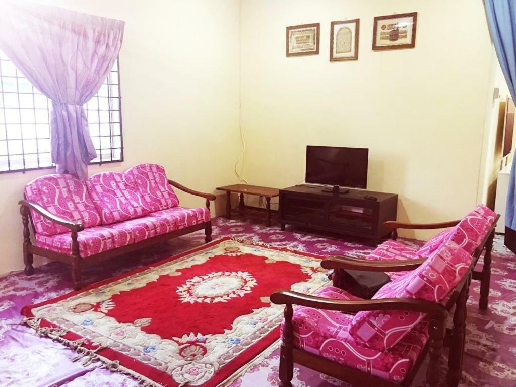 Homestay Bandar Pekan - Musleem Preferred المظهر الخارجي الصورة